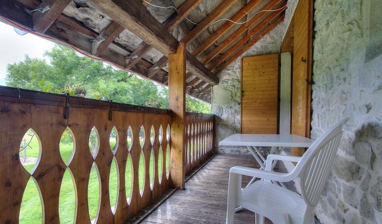 La Grange Des Plans Le Grand-Abergement Exterior foto